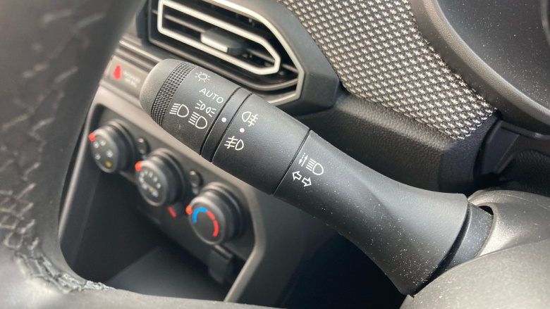 Dacia Sandero 1.0 Tce Expression 5dr Petrol Hatchback